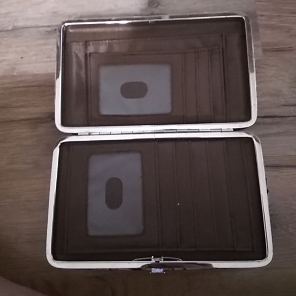 Wallet - Picture 2 of 2